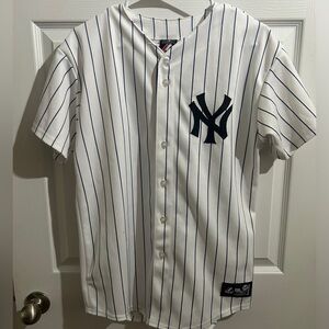 Official MLB merch! New York Yankees/Derek Jeter jersey. XL. PERFECT CONDITION
